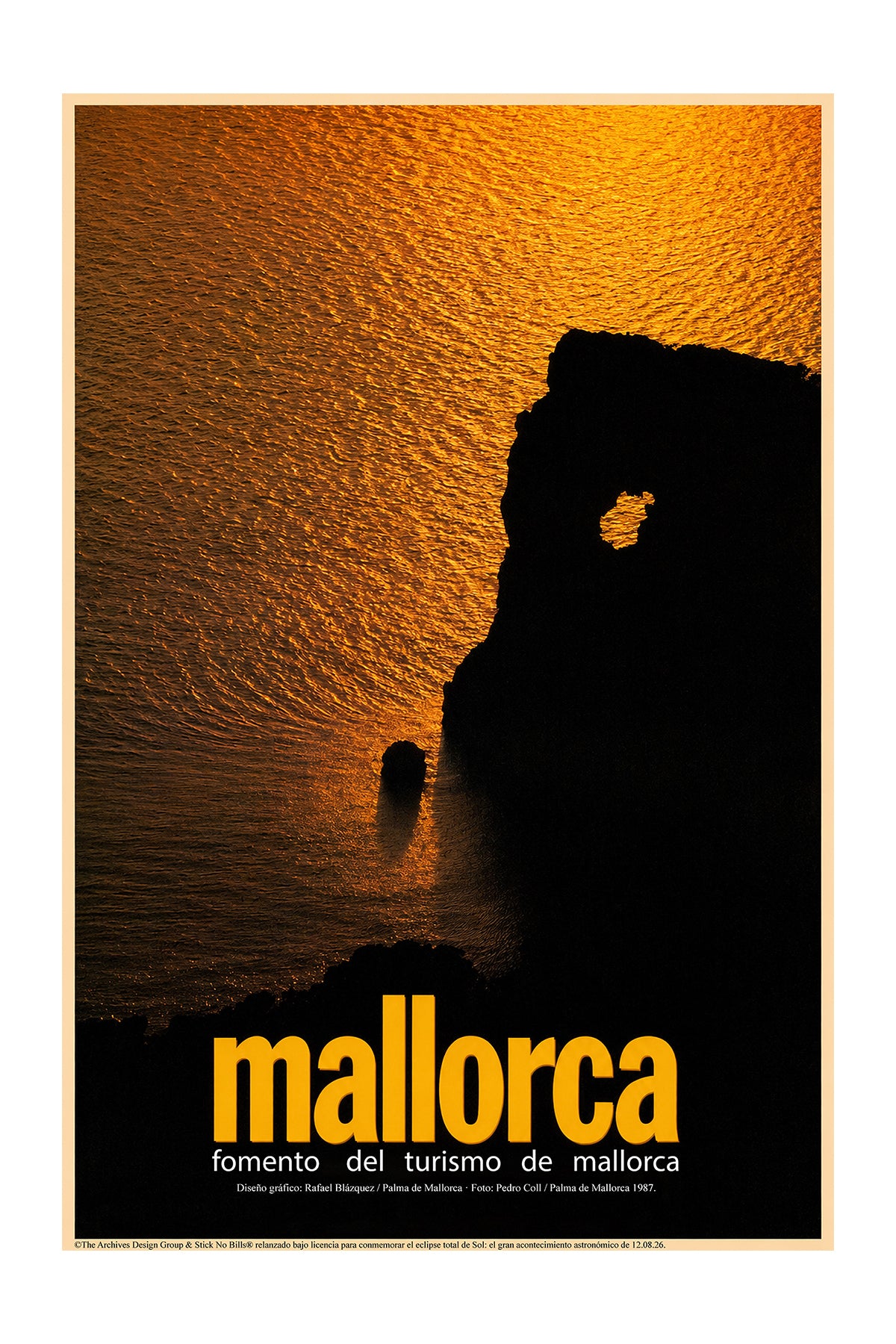 Puesta de sol en Sa Foradada, Mallorca, 1987. [Fomento del Turismo]