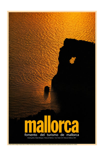 Puesta de sol en Sa Foradada, Mallorca, 1987. [Fomento del Turismo]